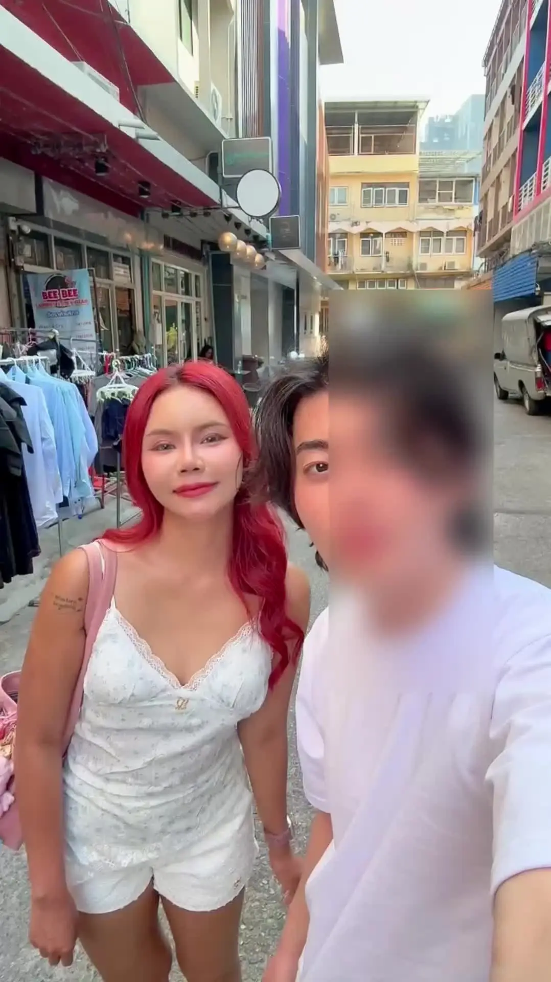 佐藤ゆきやとSNSで話題の美女たち「タイ🇹🇭のインスタグラマーとえっちしてきた！」の投稿サムネイル