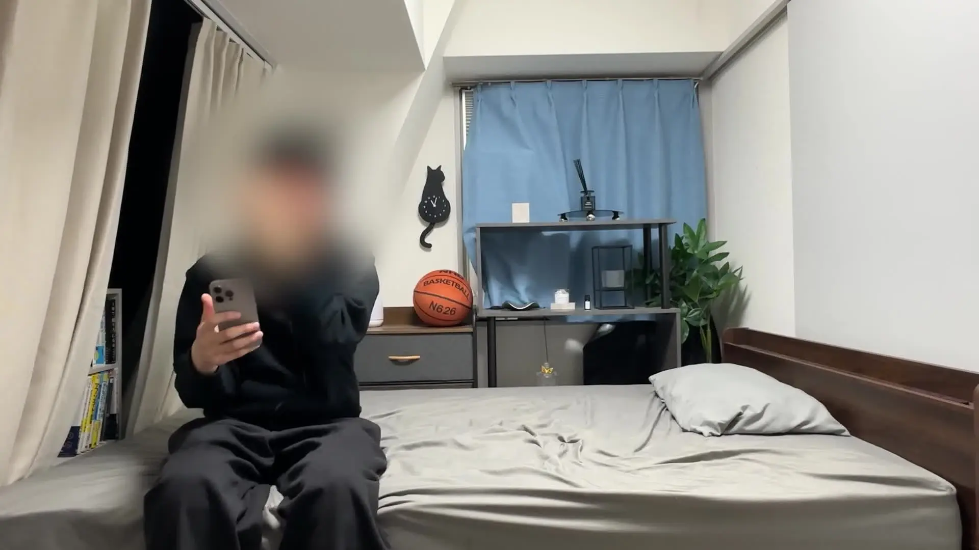 【浪人生の日常】※毎日更新※「全6アングル総集編 りょうが大好きなひなた りょうが彼氏になってると勘違いして りょうが来てないかりょうの部屋に何度もくるひなた」の投稿サムネイル