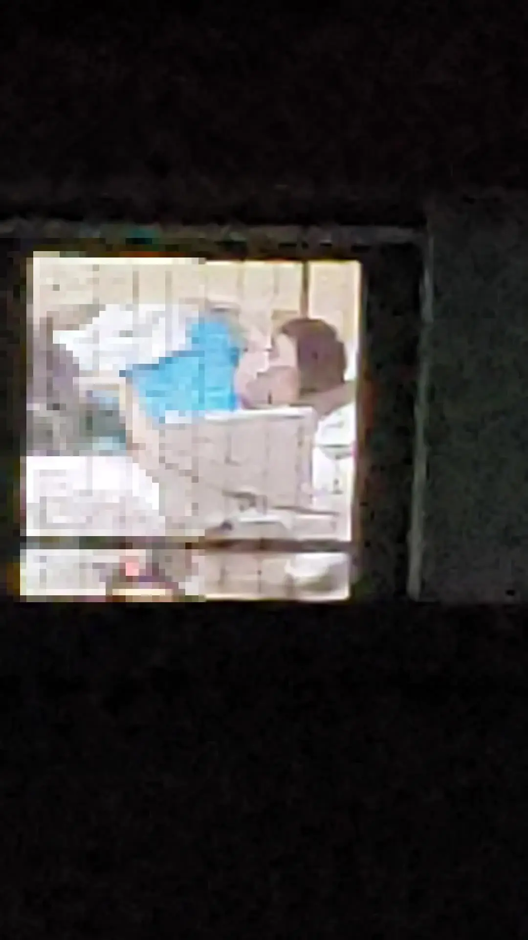 ベランダでタバコふかしてたら近所の男の子が楽しんでた！ sample 1