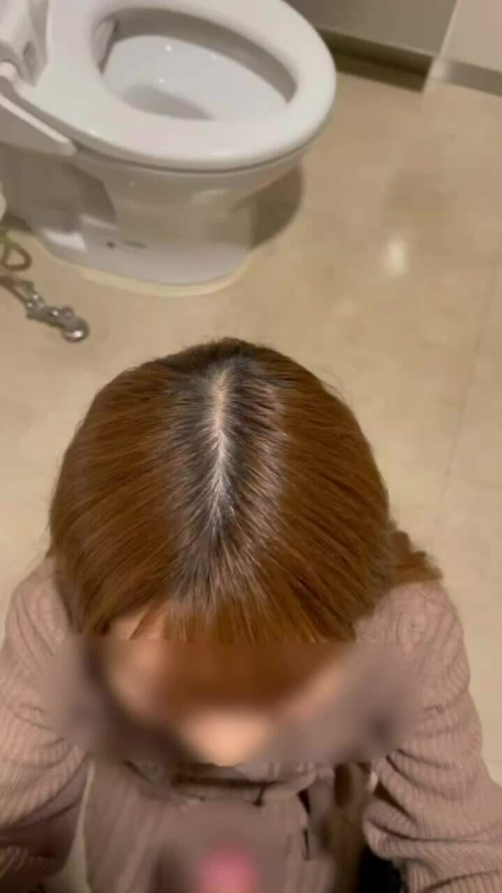 完全素人です❤️ハメ撮り、髪フェチ🍫「我慢汁を先にペロペロ掃除して ひょっとこフェラのめるちゃん❤️」の投稿サムネイル