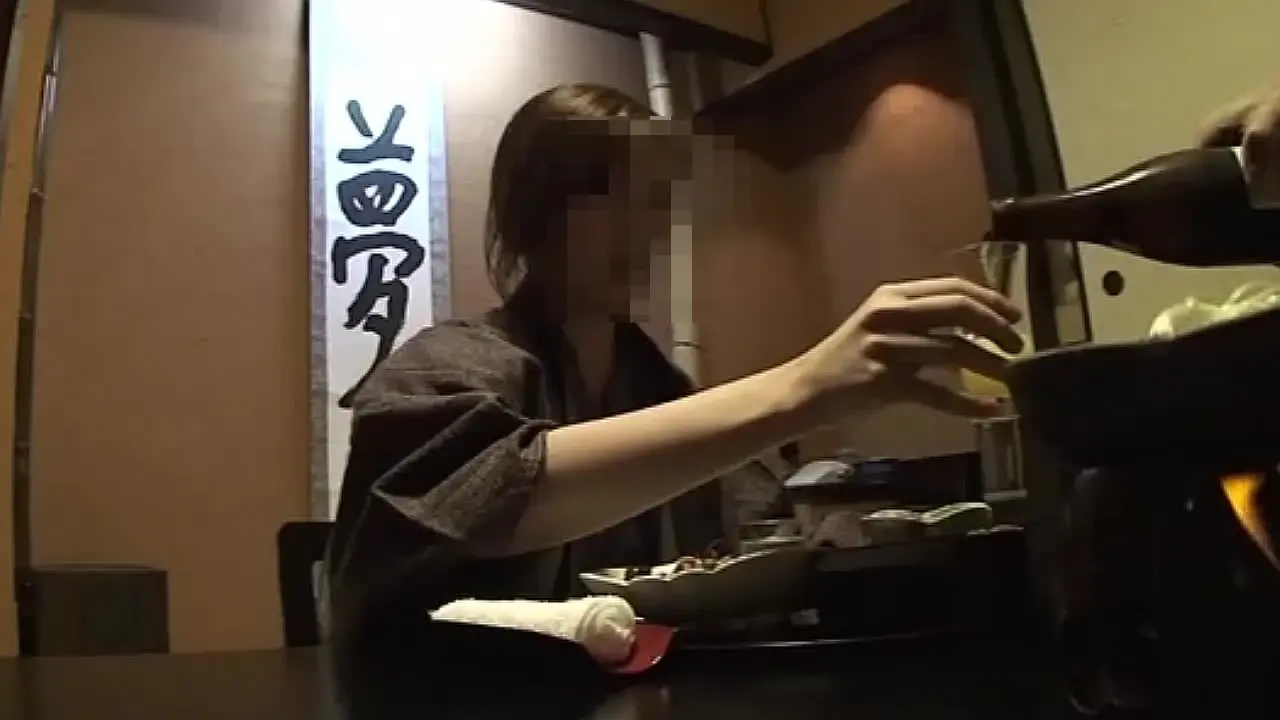 演技無しリアルWomen「【本編顔出し】正月の姫はじめ温泉旅行～奥さんと記念日撮影会～夫婦営み～」の投稿サムネイル