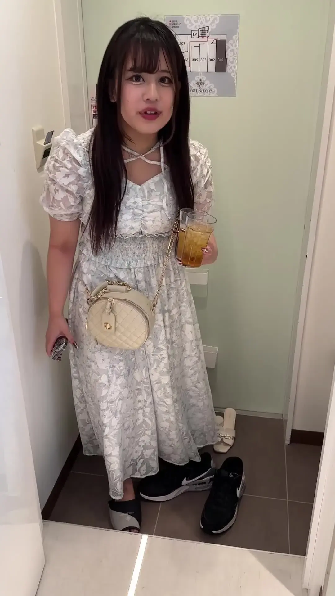 🥇おじの風俗ぶいろぐ「デリヘルにて、ことのちゃん。 サービス満点！ 鼻筋が綺麗に通った可愛い女の子。 どエロいおっぱいに挟まれてきました。」の投稿サムネイル