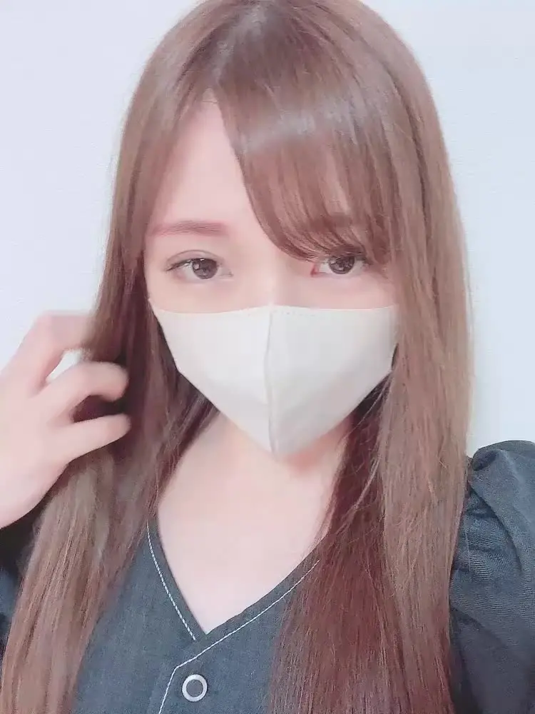 ♡OLななの裏動画置き場♡「ここだけの限定…おしっこしてる瞬間そのまま載せてます/// いつも応援してくれて本当にありがとうございます💜 正直ちょっと恥ずかしいので、」の投稿サムネイル