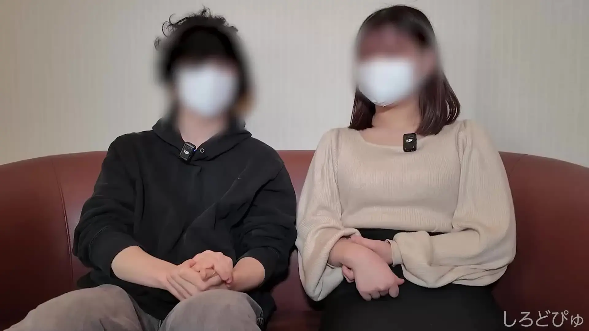 【ごっくん】二○堂ふ○似なゆるふわ喫茶店社員さんのむっつり本性を晒す奇跡のハメ撮り【元全国レベル水泳選手】
本編はこちら
https://myfans.jp/posts/222e6085-e525-4035-b0fe-e790834b85a4
今回登場してくれたのは、ふみちゃん(21歳・関西在住)
彼女の第一印象は、本当に穏やかで純粋そうな女の子。
地味かわいい清楚系で、女優の二階堂ふみさんに似ています。
顔立ちが柔らかくて、目元や口元の表情がどこか儚げで、守ってあげたくなるような雰囲気。
普段は喫茶店で社員として働いていて、ゆるふわとした優しい話し方がとても癒されます。
インタビュー中は緊張した様子で、言葉を選びながら少しずつ話してくれる姿が、すごく愛らしいです。
しかし、C学時代は元競泳選手で、全国大会レベルまで行っていた体育会系な一面も。
スポーツ専門学校を出ていて、今もその頃の真面目さや努力家な部分がしっかり残っています。
元カレとはKKから4年ほど付き合っていて、最初はすごく大切にされていたそう。でも彼の浮気がきっかけで別れてしまったみたいです。
経験人数は3人だけ(元カレ、学生時代の同期、クラブでのお持ち帰り)。夜の仕事やパパ活の経験は一切なく、本当にピュアな素人です。
体型はむっちり寄りで、華奢というより女性らしい丸みのあるライン。
Eカップの胸は柔らかくて、触れるとふわっと沈む感触が最高です。
プレイ前にはめちゃめちゃ恥ずかしがっていた彼女なんですけど、プレイが始まると一変。むっつりとした本性が顔を出し、恥じらいながらも体が素直に反応してしまいます。奉仕好きな性格がそのままエッチにも出ていて、相手を喜ばせようとする気持ちがすごく伝わる。
フェラは特に見どころで、恥ずかしそうにちんぽを見つめながら、ゆっくりと舌を這わせてくれる。ねっとりとした動きがエロくて、ちんぽが大好きなんだなって感じがひしひしと伝わります。少しイラマチオもさせてくれて、最後は口内射精をごっくん。
前戯では服を脱ぐのもためらって、手で隠したりするのに、乳首やクリを優しく触られるとビクビクと体が震えて、可愛い声が漏れ出します。「んっ…」「あっ…」という小さな喘ぎが、ずっと耳に残るくらい魅力的。ういういしさと、元カレにしっかり開発された感度の良さが混ざり合って、めちゃエロい。
本番に入ると、最初はまだ恥ずかしがって目を合わせにくそうにしていたのに、挿入した瞬間から感じ方が変わります。腰が自然に動き出して、手を繋ぎたがる甘えん坊な仕草もすごく可愛い。後半になるとイキまくって、喘ぎ声が大きくなり、「気持ちいい…」と素直に言葉にしてくれます。
その瞬間、彼女のむっつりすけべな一面が全開になって、たまらなくエロいです。2回目がもめちゃめちゃ精子出ました。どちらもたっぷり抜ける構成になっています。
全体を通して感じるのは、こんなに純粋で可愛いのに、エッチになるとこんなに乱れちゃうんだ、というギャップ。彼女にしたい、いや、もしかしたら結婚したいと思わせるくらいの魅力が詰まっています。ここでしか見れない、超激レアなハメ撮りに仕上がりました。
【構成】
・インタビュー(28分)
・フェラ→口内射精ごっくん(18分)
・体観察、前戯(39分)
・SEX→ゴム外フィニッシュ(48分) (2/2)