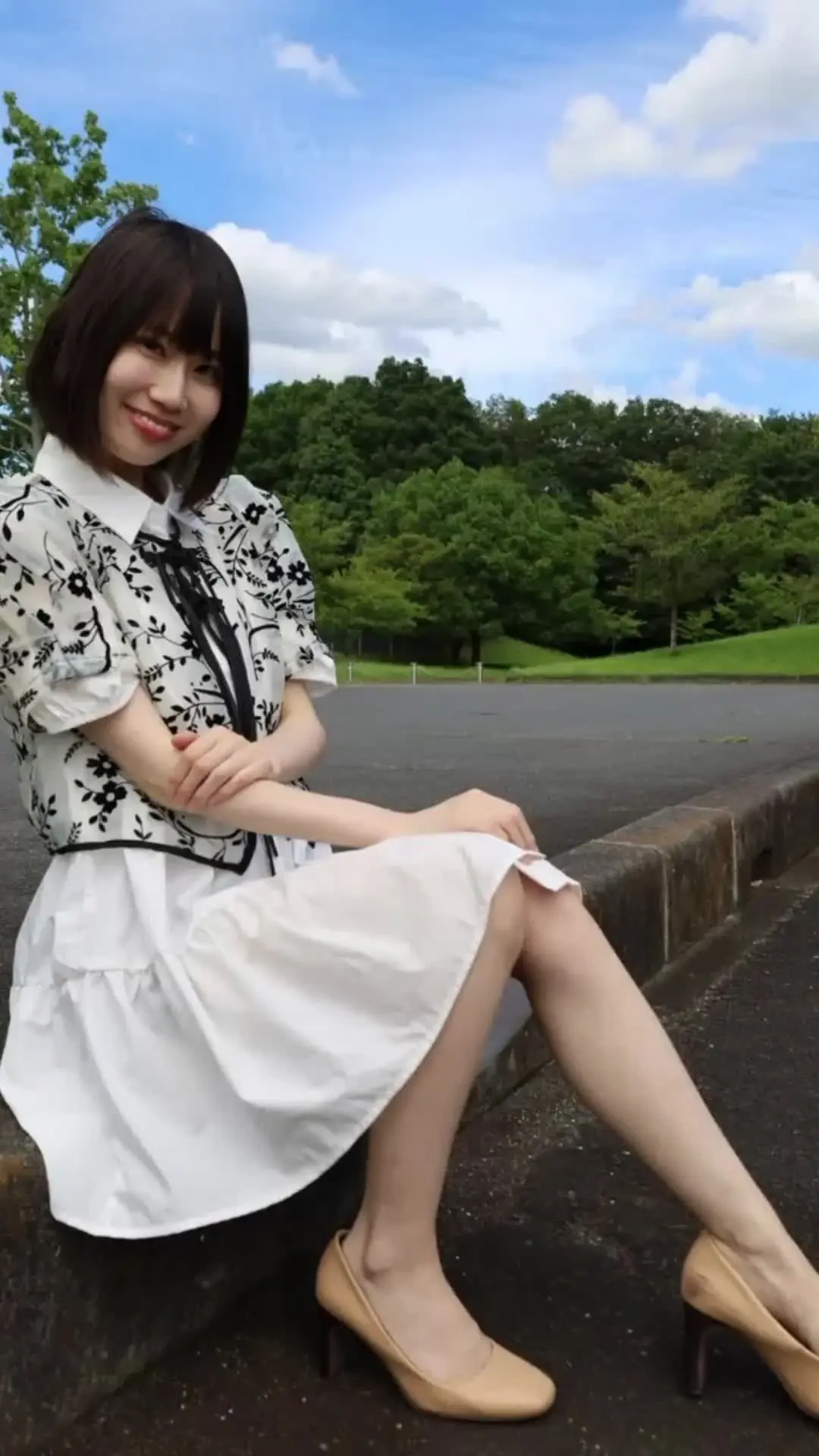 マネキンちゃん「マネキンのようなモデル」の投稿サムネイル