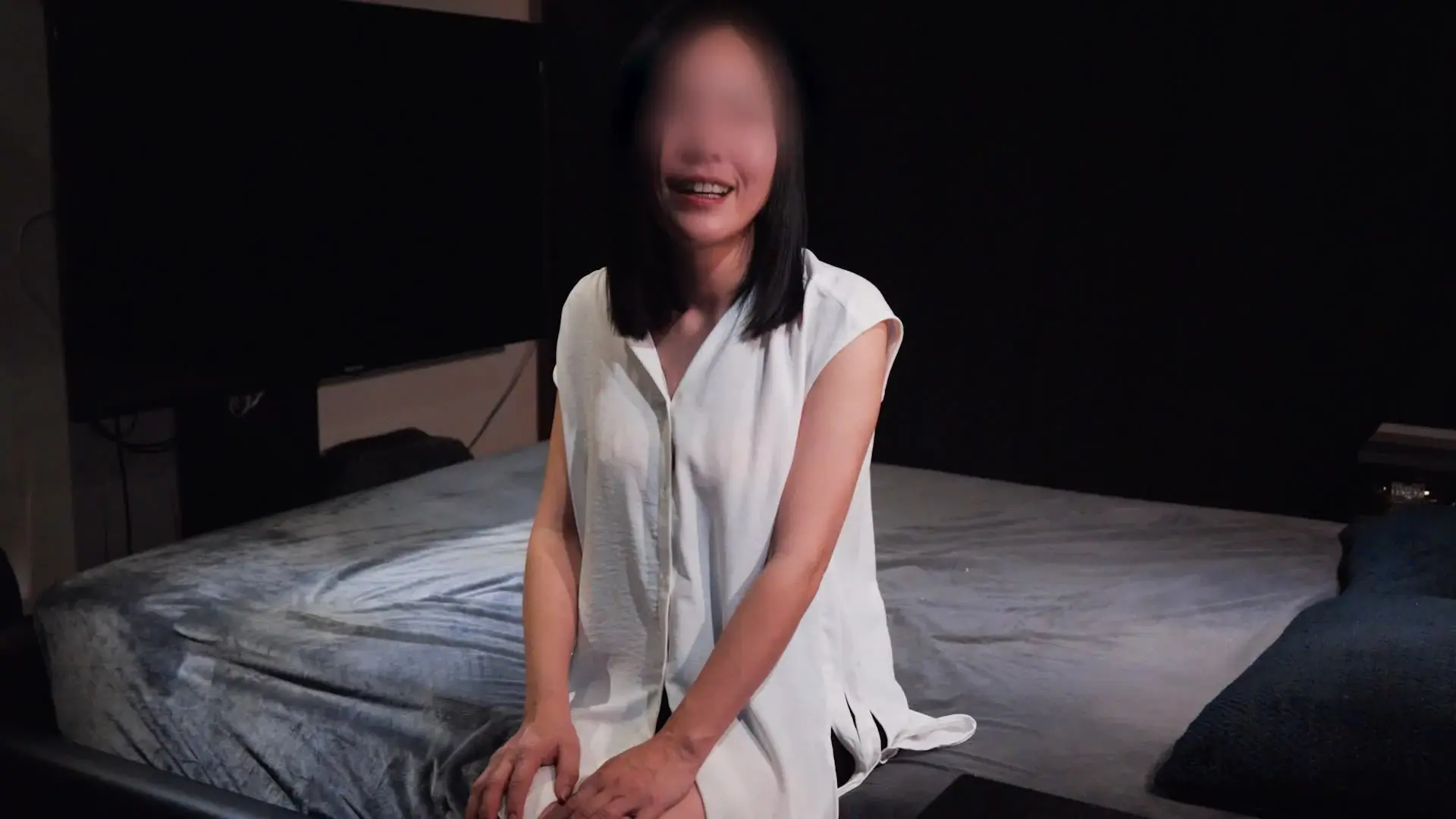 れいこNTR Diary「妄想シリーズ第二弾｜悪ノリれいこの誘惑実験 濃厚イキ乱れ編 旦那が留守の間に、悪ノリ全開で男友達を家に呼びました♡ 「マッサージだけしてね♪」なんて言いつつ、明」の投稿サムネイル