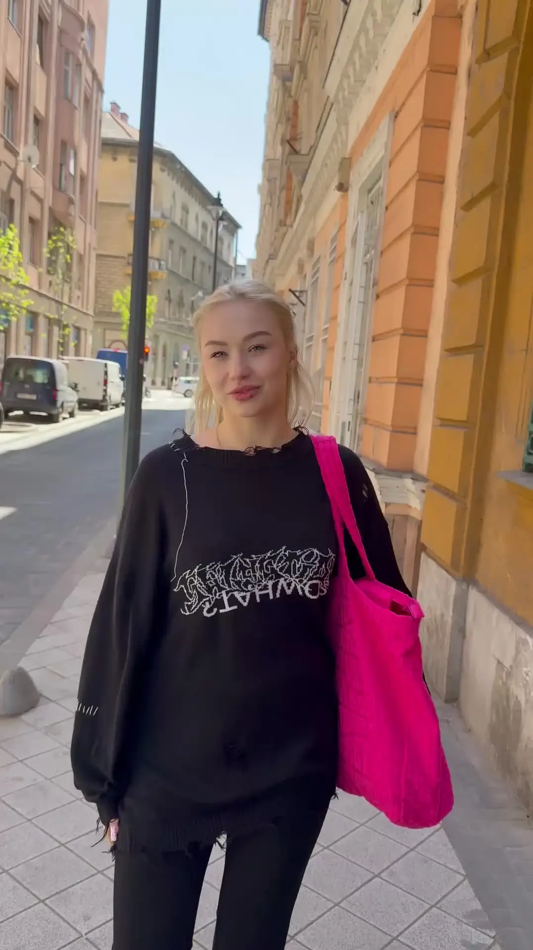 佐藤ゆきやとSNSで話題の美女たち「ロシア🇷🇺人の大学生とエッチしてきた」の投稿サムネイル