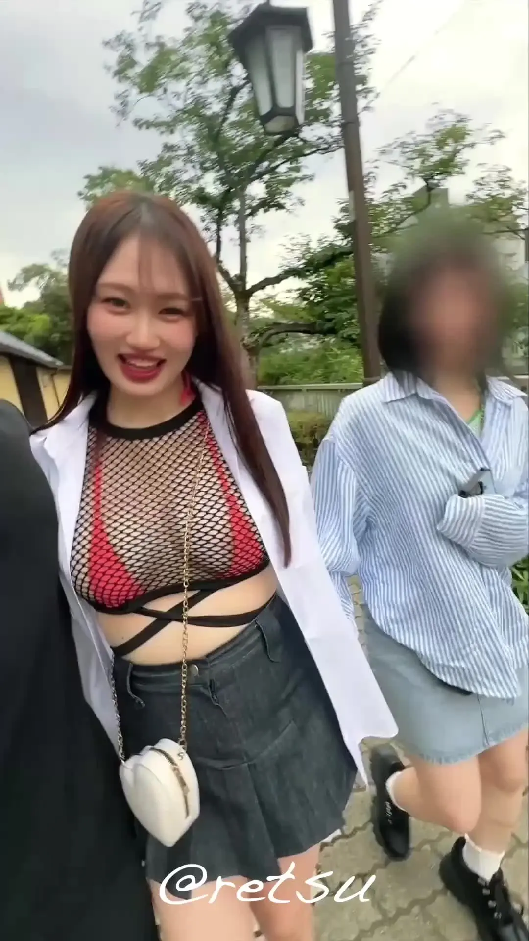 【〇〇ドルの友達・経験人数4000人の烈ファンと3P、手に負えなくて草】