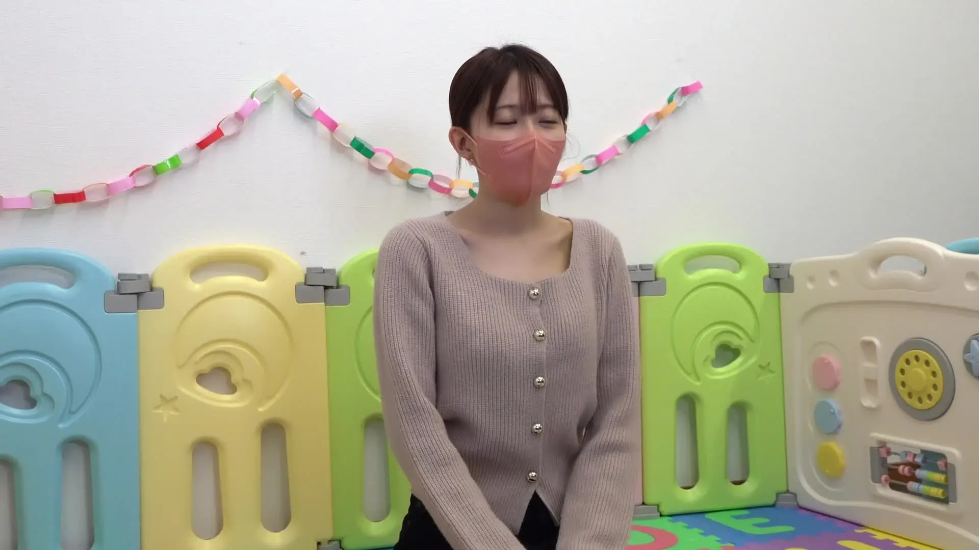 「みるき～」はママのおっぱいが好き！「【vol.244後編】母乳発射!!乳搾りミルクママ、Gカップママさんなど　総勢7名」の投稿サムネイル