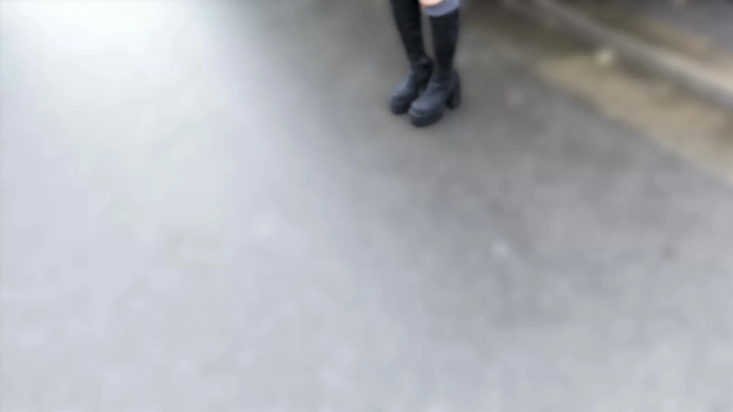 女の子の匂い全部嗅ぐ！🍑「エステ店勤務 クール系S嬢の梅雨時期むれ臭全部嗅ぐ！ 美容が趣味というスタイルもお顔立ちも綺麗な女の子様。普段はSっ気の方が多いらしくこの「全部嗅ぐ！」の企画に」の投稿サムネイル