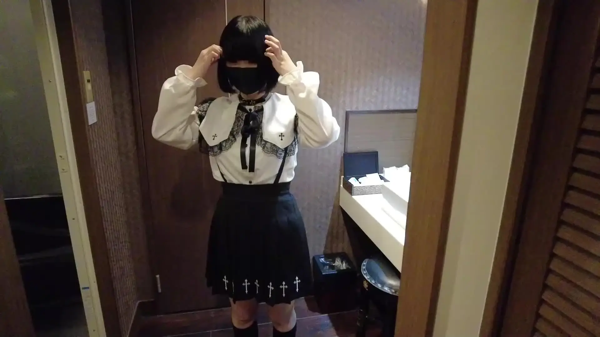 温泉女子Ch♨️Japanese Onsen Girls Ch💗「地雷系Eカップ女子「めい」💖 初めてのホテルバリアンリゾートに✨ ディープな街でのんびり露天風呂に入って来ました♨️」の投稿サムネイル