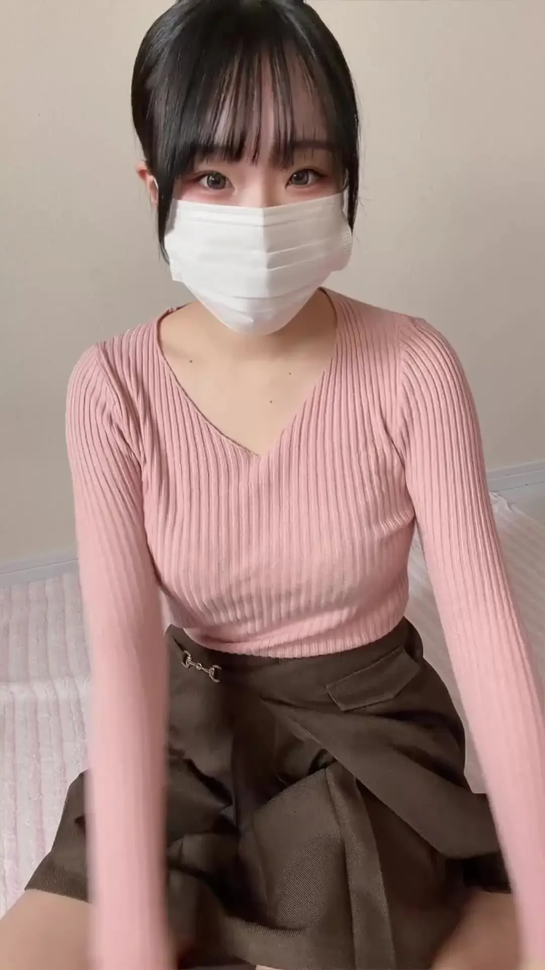 【色白マシュマロ美乳】さな｜女子大生「【黒髪JDの秘密の放課後イチャイチャ…❤️】四つん這いでお尻をペチペチ…❤️」の投稿サムネイル