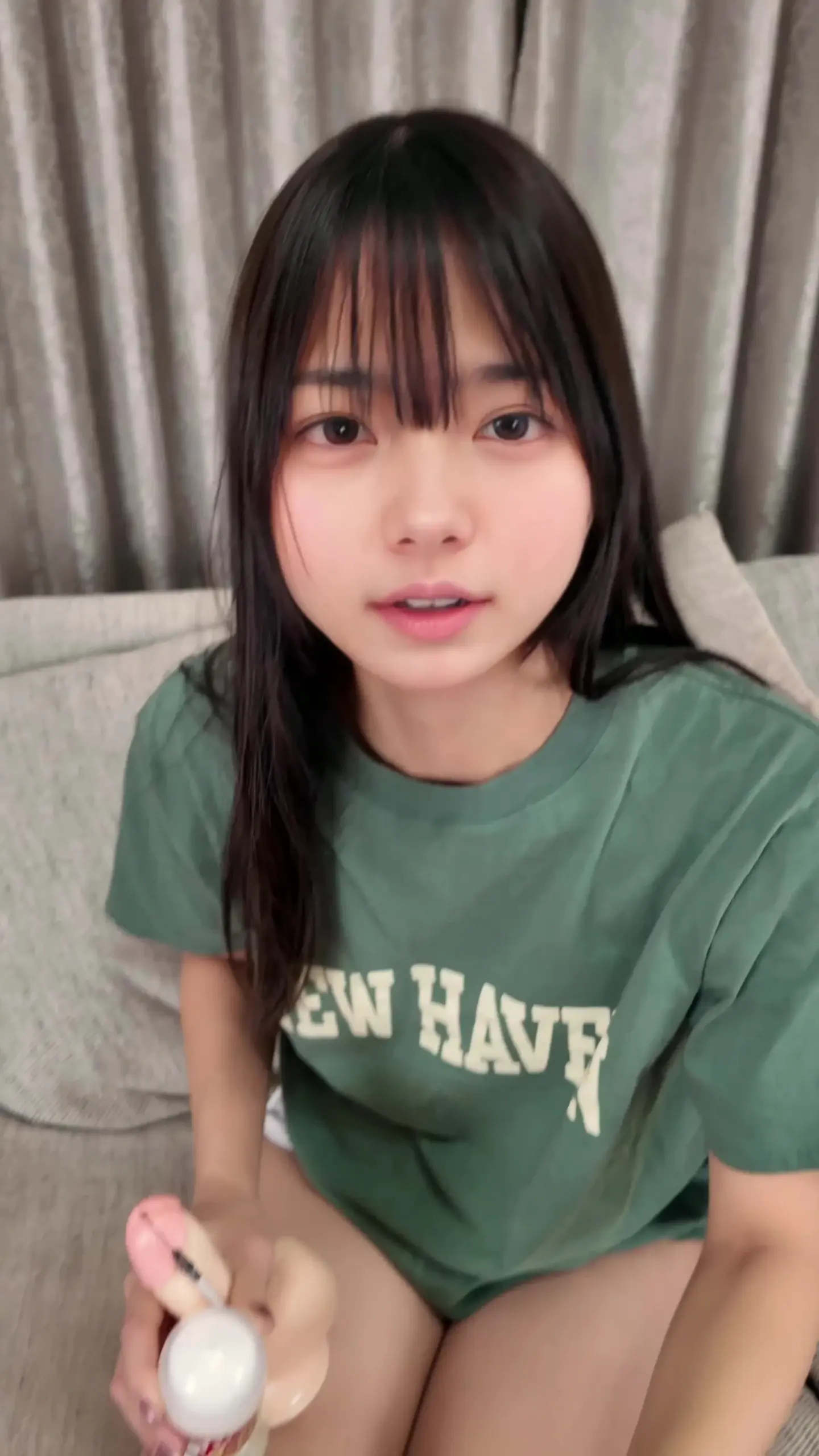 にどね「中出しされてみた〜い🥰ってことで、中出し体験ができるディルドをつかってみたよ〜」の投稿サムネイル