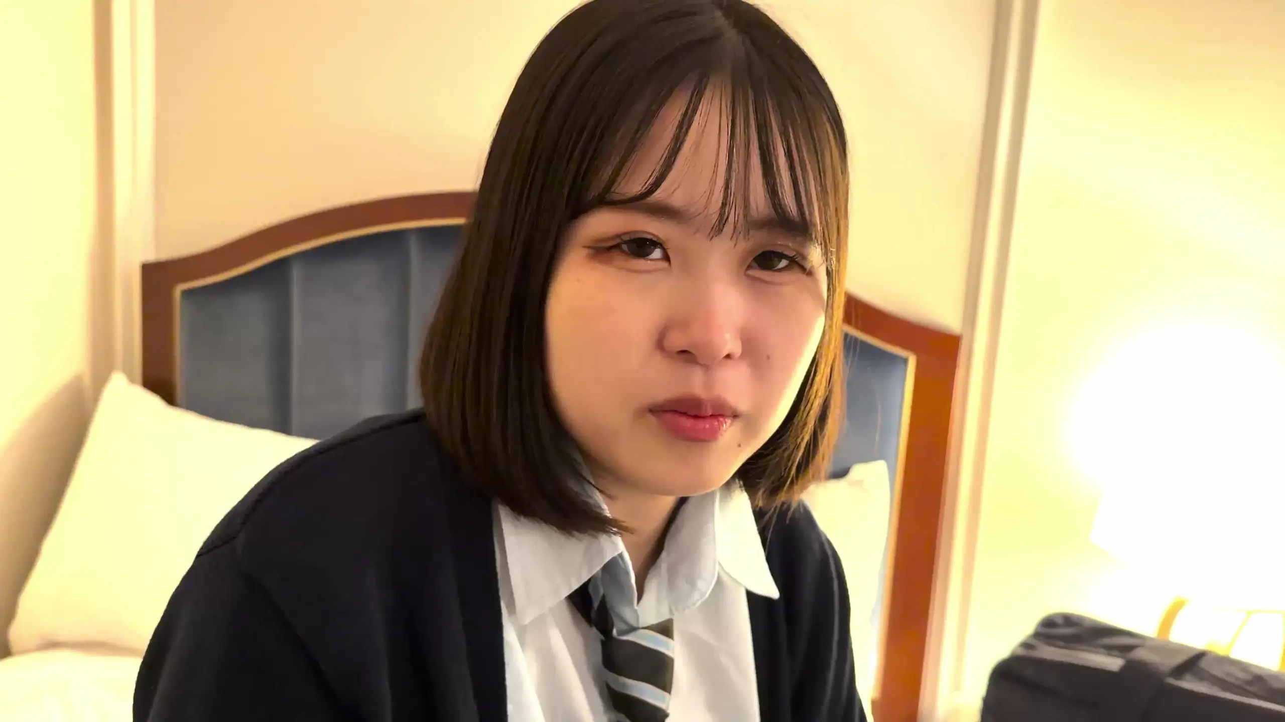 P活攻略おじさん〜あどけない地方J●女子に連続中出し〜「💎完全版・顔出し💎 横浜観覧車が見える公園で待ち合わせ　18歳彼氏持ちEカップ美乳 ゆめちゃん　おじさんと夜景ホテルで健全から完全堕ちまで」の投稿サムネイル