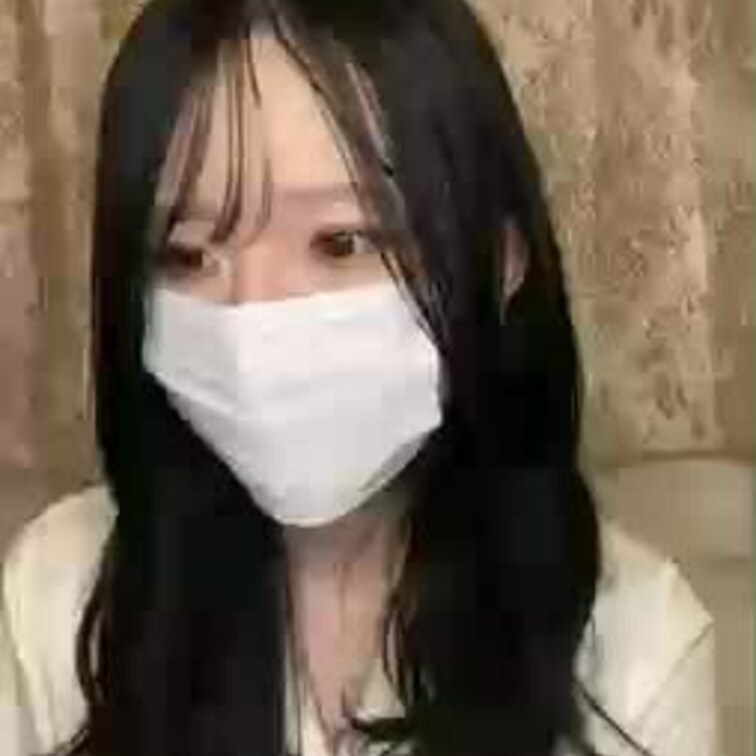 【あや 20 歳】

あやさんのライブ配信動画です
生配信 だと、1 回の有料配信を視聴すると、おおよそ平均 5,