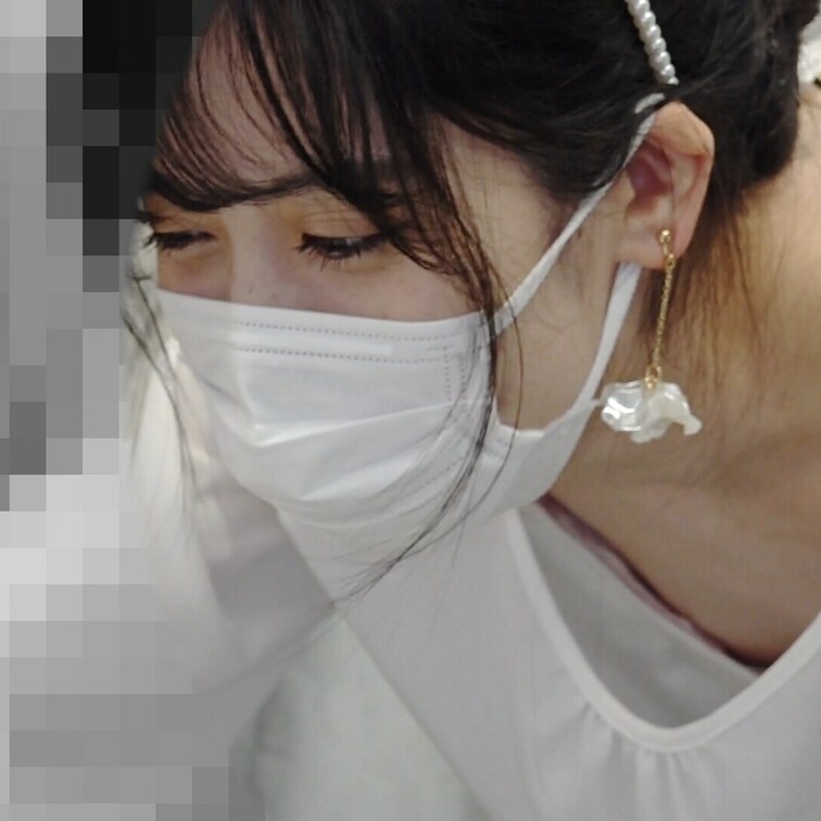 エロい胸ちらシーンが見たいという方向けです！！！
本編公開中の胸ちらだけのプランです☆

フルバージョンは本編から
