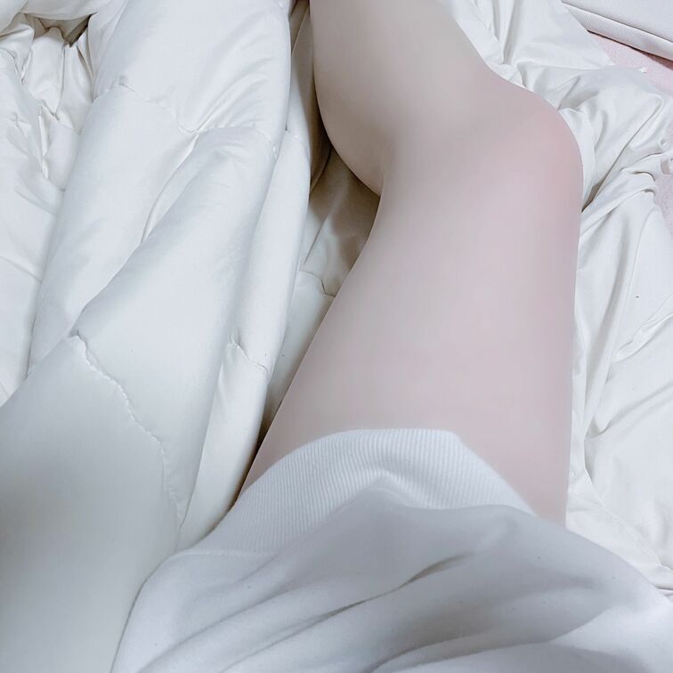 ふとももჱ̒^._.^）
