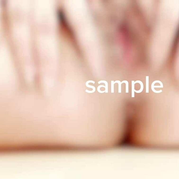 sampleなのでぼかし入ってます。ぜひ私のアナルまで全部見てくださいね♥️👀