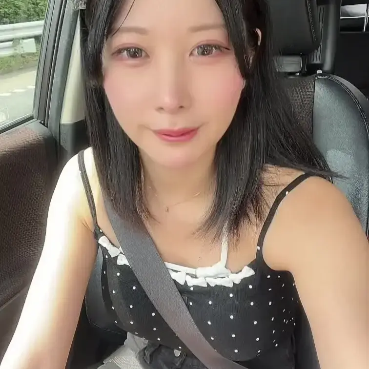 なんと、りこ！
11月24日(月)コスホリに当選しました～🥳🙌
ぜひりこに会いに来てくださいね🥰💕
