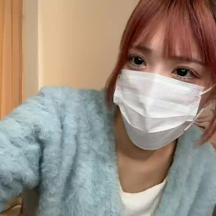 【みれい 20 歳】

みれいさんのライブ配信動画です
生配信だと、1 回の有料配信を視聴すると、おおよそ平均 5