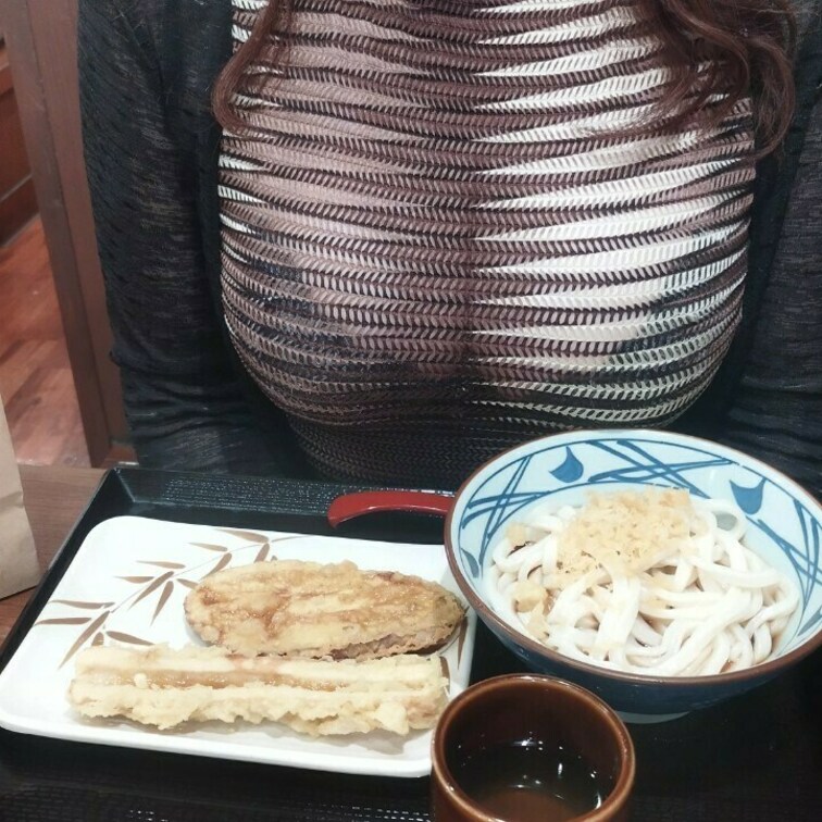 新しく購入した
ワンピースは
透け過ぎ!