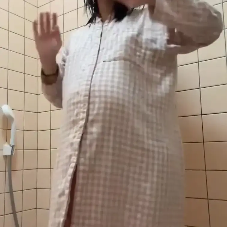 臨月になりました🌙
成長したお腹とおっぱい見て欲しいな🥺💓
