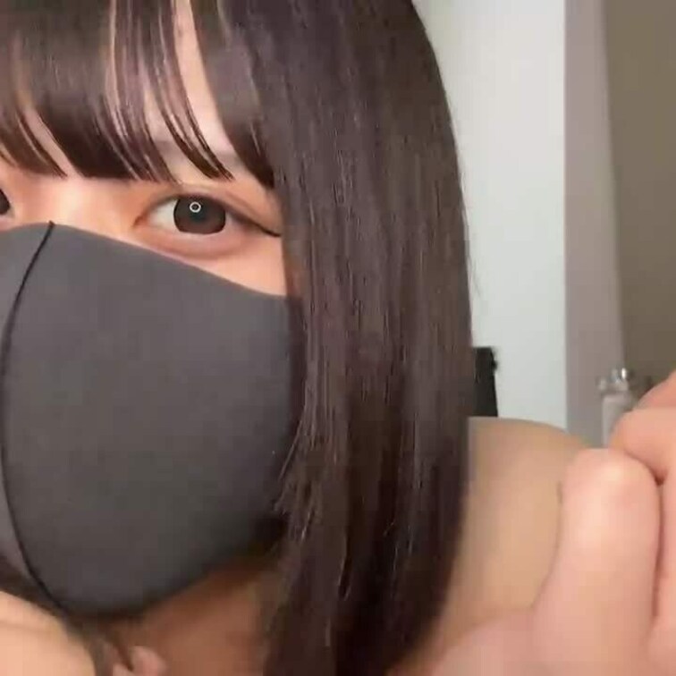 【りん 18 歳】

りんさんのライブ配信の課金部分を【見逃し配信】できちゃいます

生配信 だと、1 回の課金