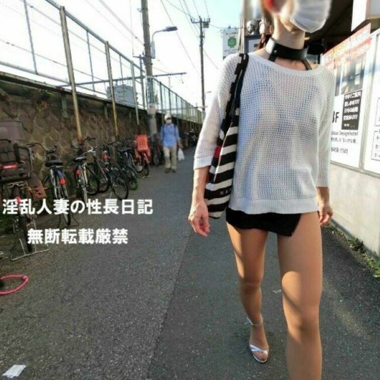 ラブホ街を透け乳&尻見えの服装でお散歩していると・・・
1枚目=白い帽子の男性、一旦すれ違ってからUターンしてついてき