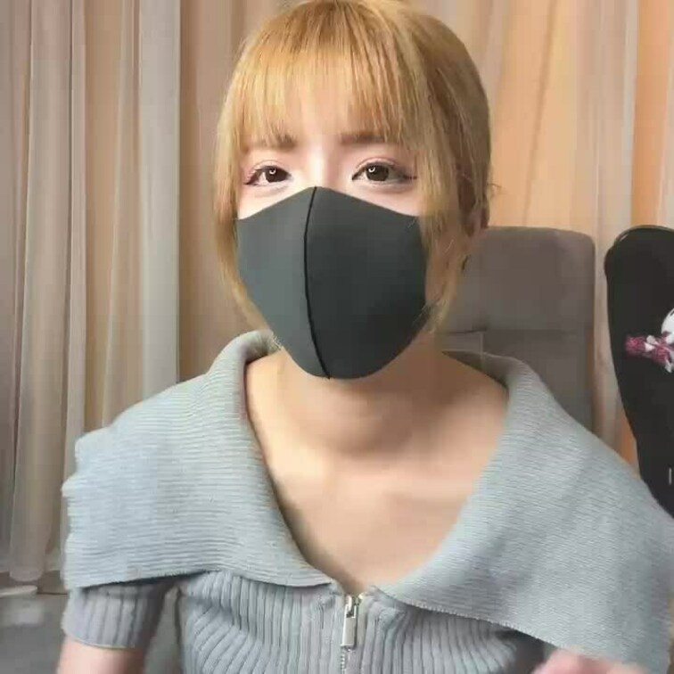 【みれい 20 歳】

みれいさんのライブ配信動画です
生配信 だと、1 回の有料配信を視聴すると、おおよそ平均 