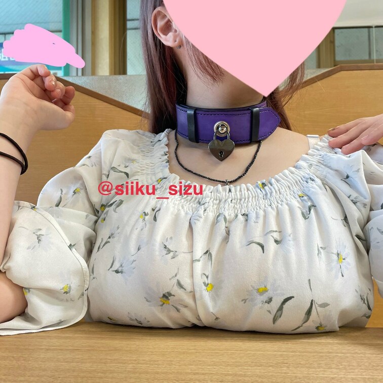 清楚っぽい格好＋首輪でお出かけ。周りの男性の視線が気になるけどそれもまた興奮しちゃうかも💓