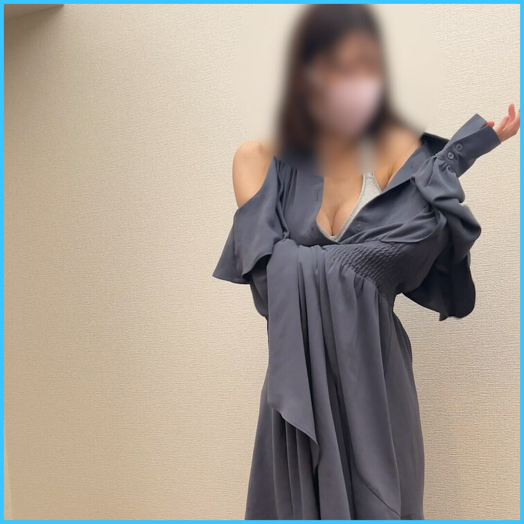施術着に着替えるるなちゃんをこっそり撮影しましたｗ

スレンダーボディがエロすぎますｗｗ