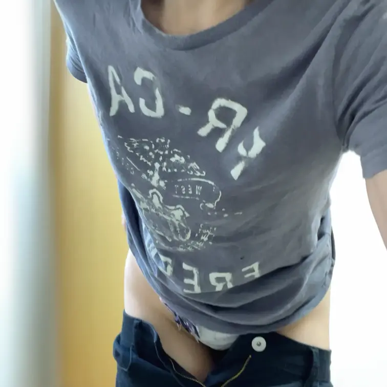 お仕事に行く前のお着替え中〜🥰🎶
今日も頑張りまっす(ง •̀_•́)ง💕
