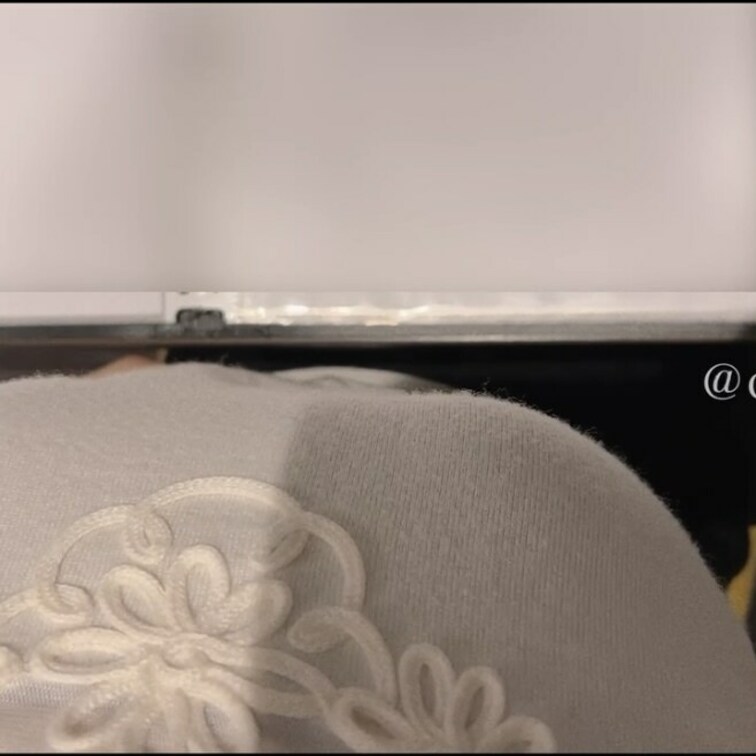 大学の講義中でおっぱいを出すのは本当に緊張しました...💦

すごく頑張ったのでいいねとコメントください✨

多