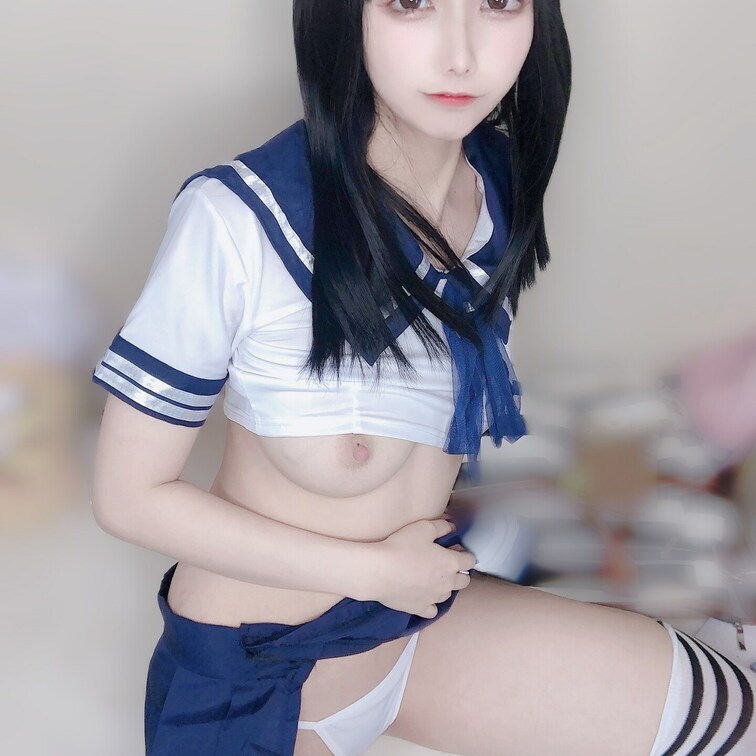 ぱんつをみせてくれるひまりちゃん💕💕🔞