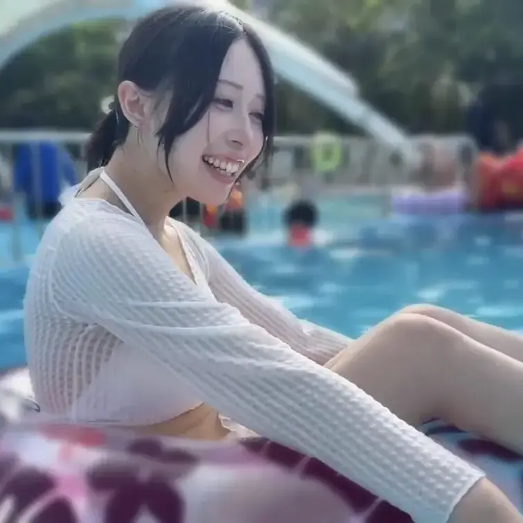 【もえかと沖縄旅行⇒プール遊び⇒部屋でイチャラブえっち】

プラン用本編👇
https://myfans.jp/p