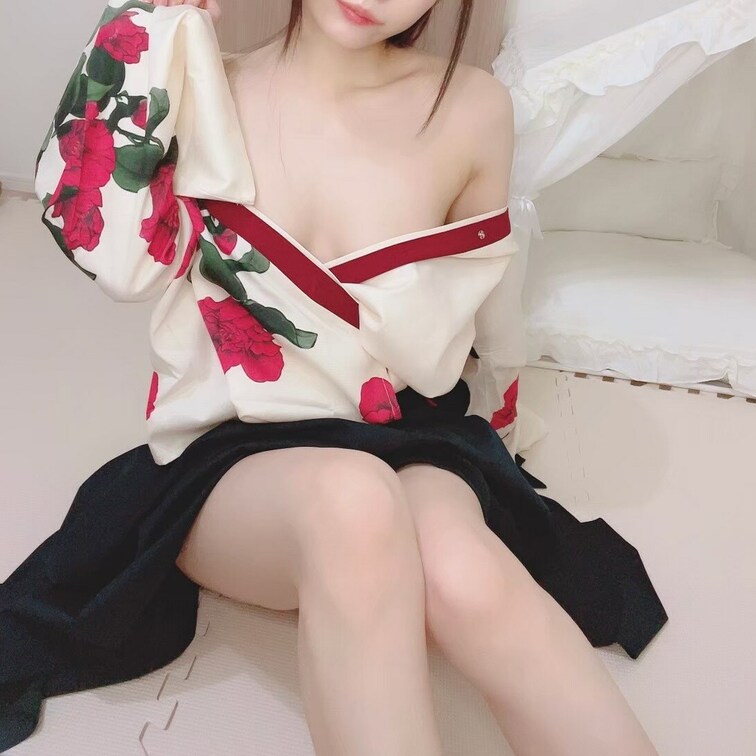 見えそうで見えない…
1番えっちだと思う。