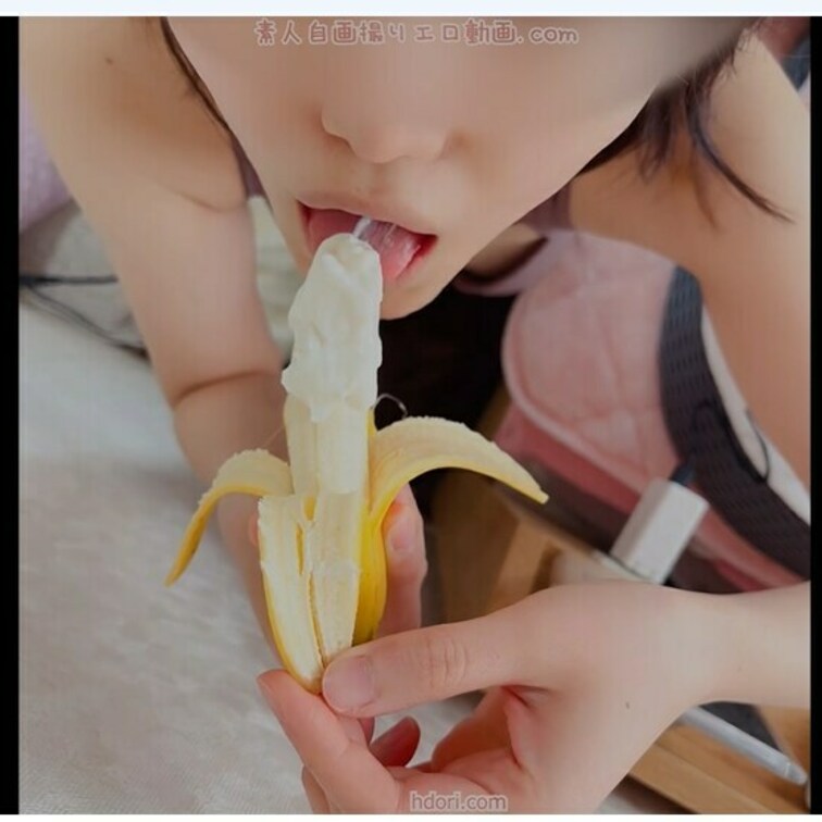 バナナで疑似フェラしてみました♪
