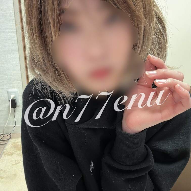 髪の毛伸びたなぁ😮‍💨切りたいっ、、