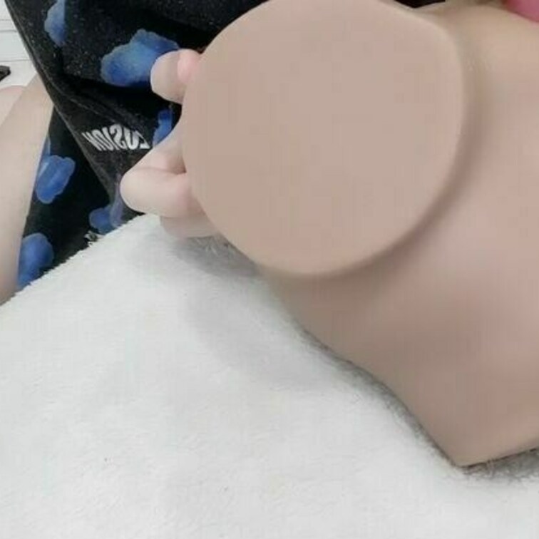 myfansに投稿してみます...！

今回は「クンニ」しちゃう動画です...
お尻に尻尾を挿れて沢山舐めちゃうよ