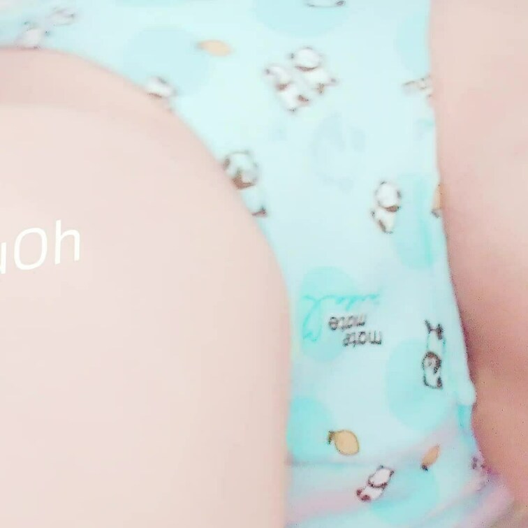 おなら動画⭐💦
パンダパンツで🐼🩷
真下からのアングル🩷
ブッッ！！と1発⭐

お下品おならのその後に
また