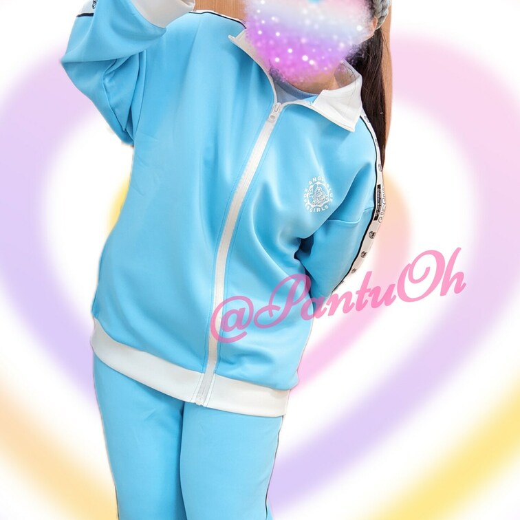 ごめ！パンツじゃないけど見て♡
パシオスコラボのエンジェルブルー♡
可愛い〜♡♡
けど、ちょっとサイズぶかぶかだっ