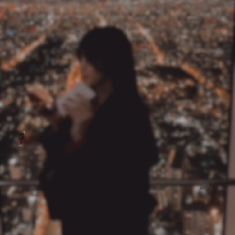 シャワーシーンをこっそり撮影。
特に面白みはありませんので、
インスタグラマーとしての写真を3枚ほどつけときます。