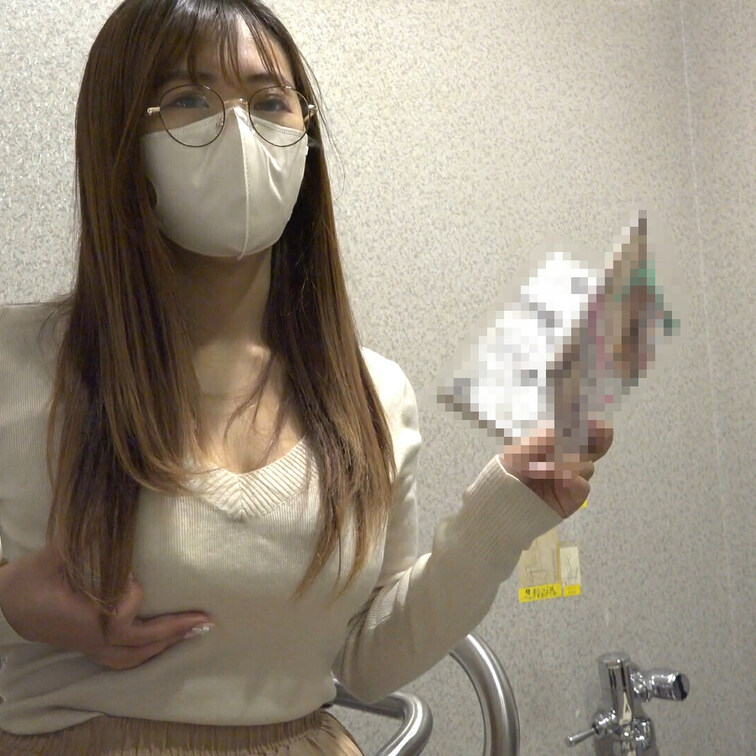 チョイ見せ。本編は単品販売へ→
ワタシ…実は腐女子なんです。。隠れ爆乳美女のBLガチオナ！



・本作品に登