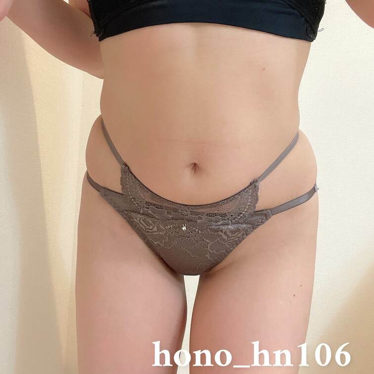食いこみに目がいっちゃう?🫣
紐のむちむちもたまらんよねぇ💓💓