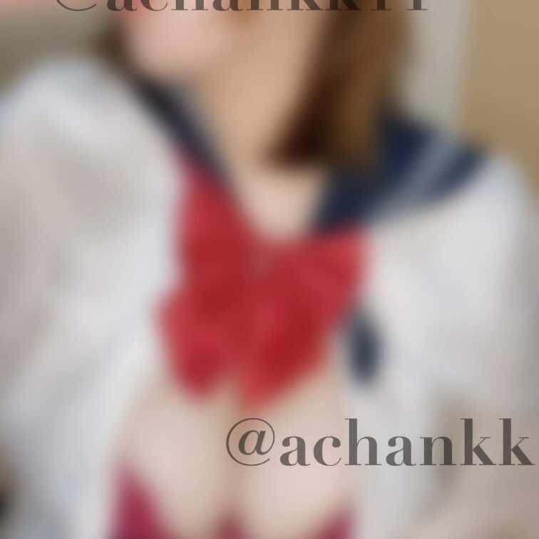 久しぶりに制服着てみた💓

可愛いかな？🥰