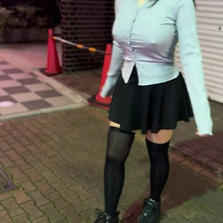 🐰のーまるぷにこ🐰です！【ノーブラ散歩】一緒にデートしてくれませんか？♡
🐈‍⬛🐾いつも応援ありがとうございます🐈‍⬛