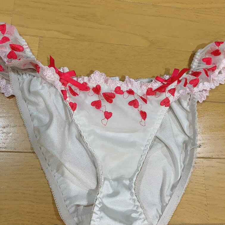 嫁パン
生理中だからあんまり汚れてませんでした😅わら