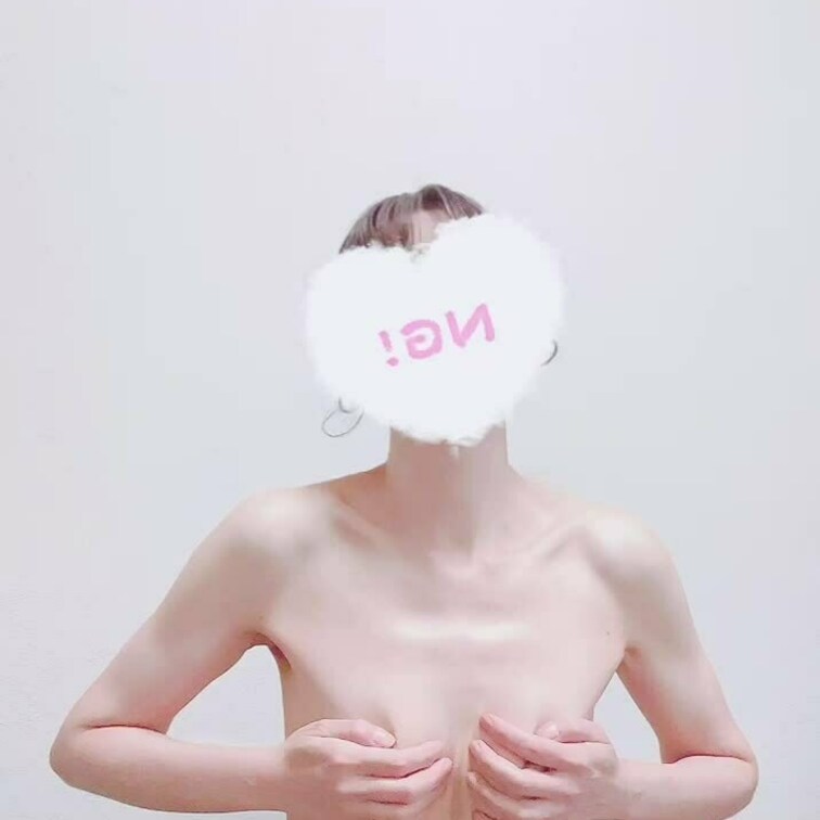貧乳夏の騎乗位スタイル