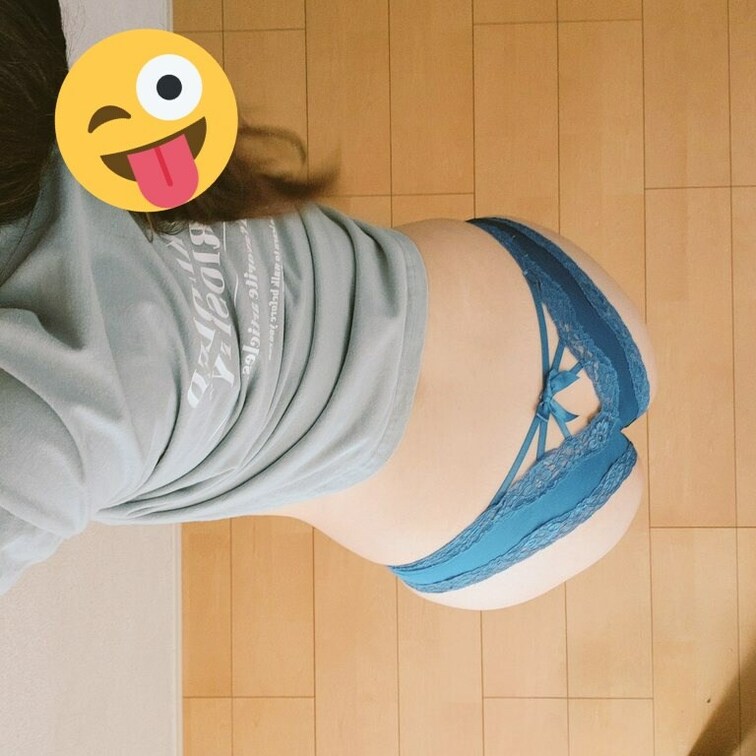 今週も宜しくお願いします！

エロが活力だという方はいいね♥️お願いします( *´艸｀)

#人妻　#巨尻