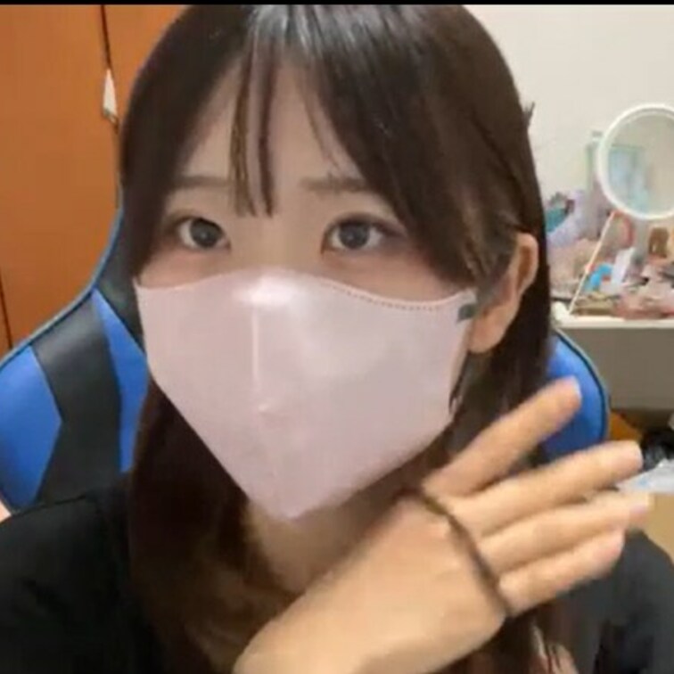 【いのり 20 歳】

いのりさんのライブ配信の無課金部分を【見逃し配信】できちゃいます

生配信 だと、見逃し